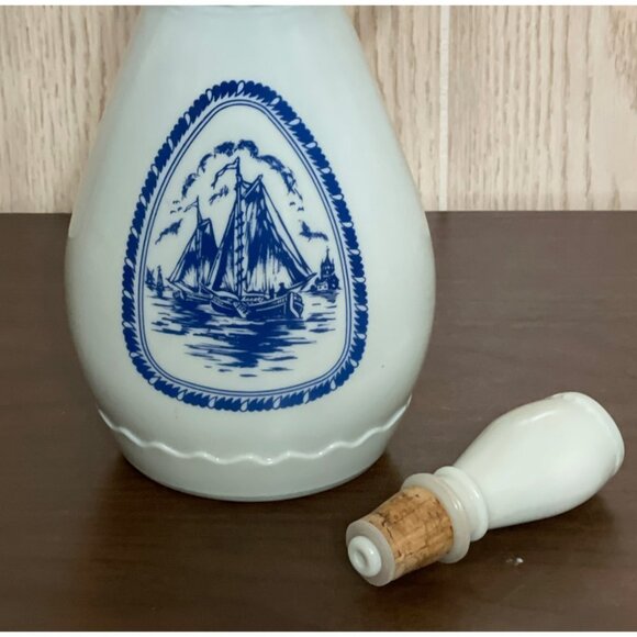 1963 Milk Glass Jim Beam Decanter w/Delft Blue Sailing Ships & Embossed Windmill - Picture 4 of 6
